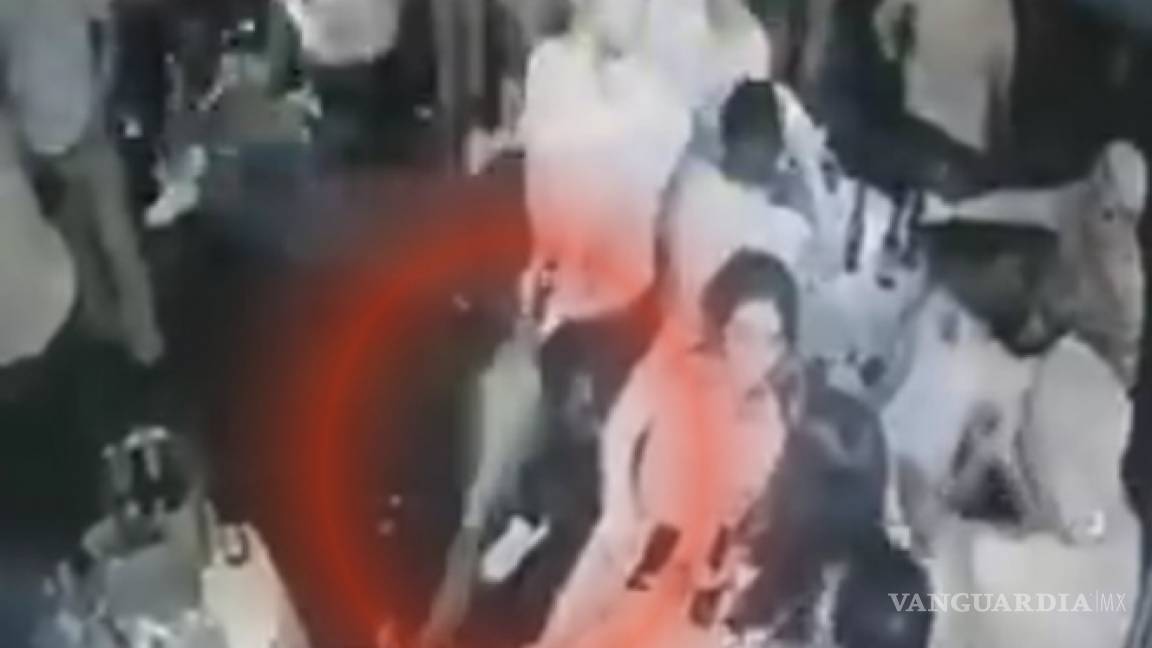Impresionante video de la balacera en Mr. Bar en Acapulco (video)