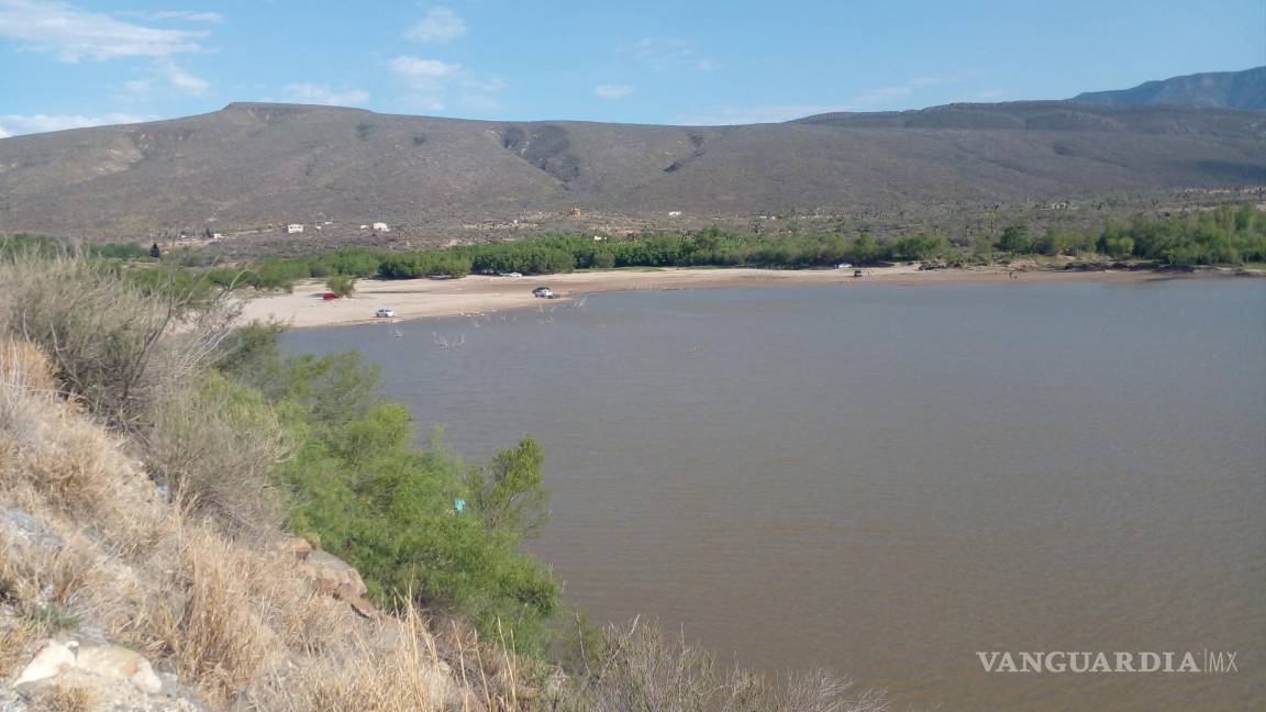 Ebrio nadador moviliza cuerpos de rescate en la presa Palo Blanco de Ramos Arizpe