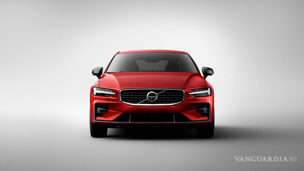 $!Volvo S60 2019, 415 hp para enfrentar al A4 y el Serie 3