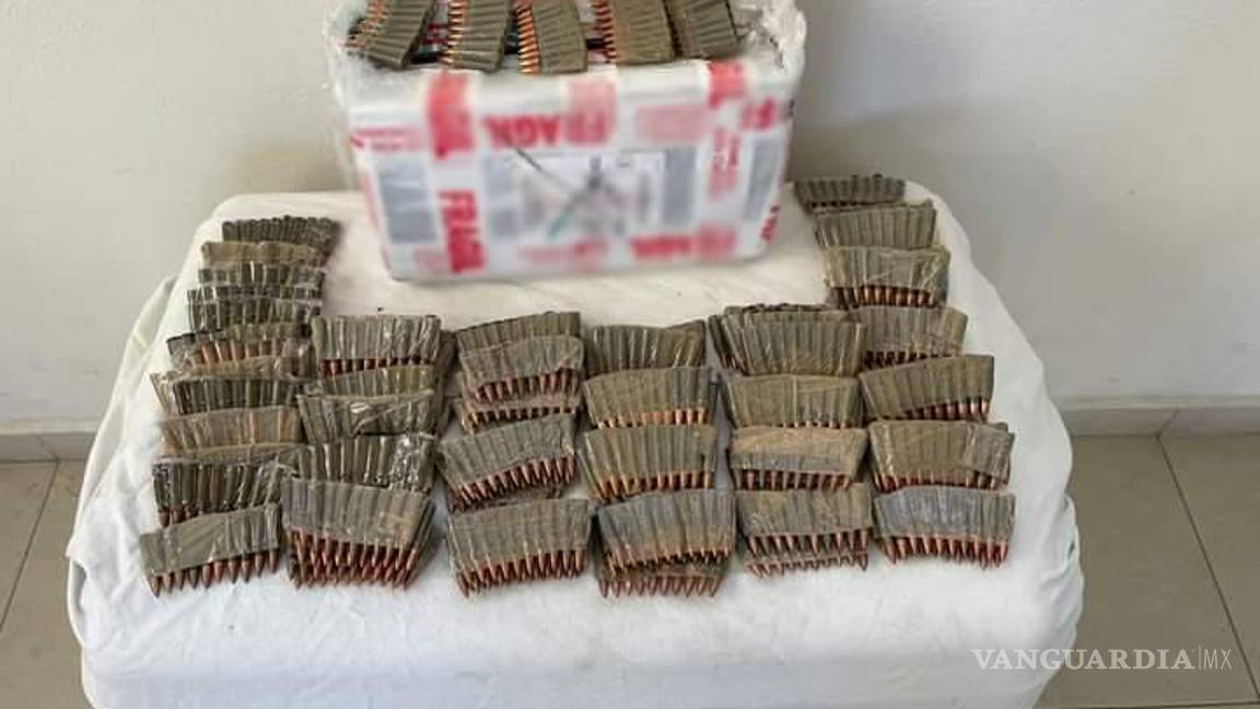 $!Entre lo asegurado había casi mil cartuchos, así como una mira telescópica, establecieron las autoridades.