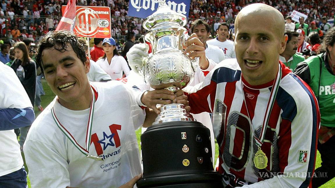 $!Oficial: Bravo se va de las Chivas
