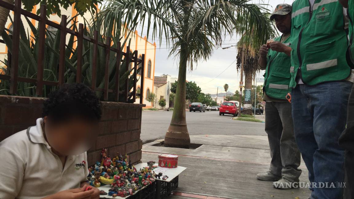 $!El niño escultor de plastilina