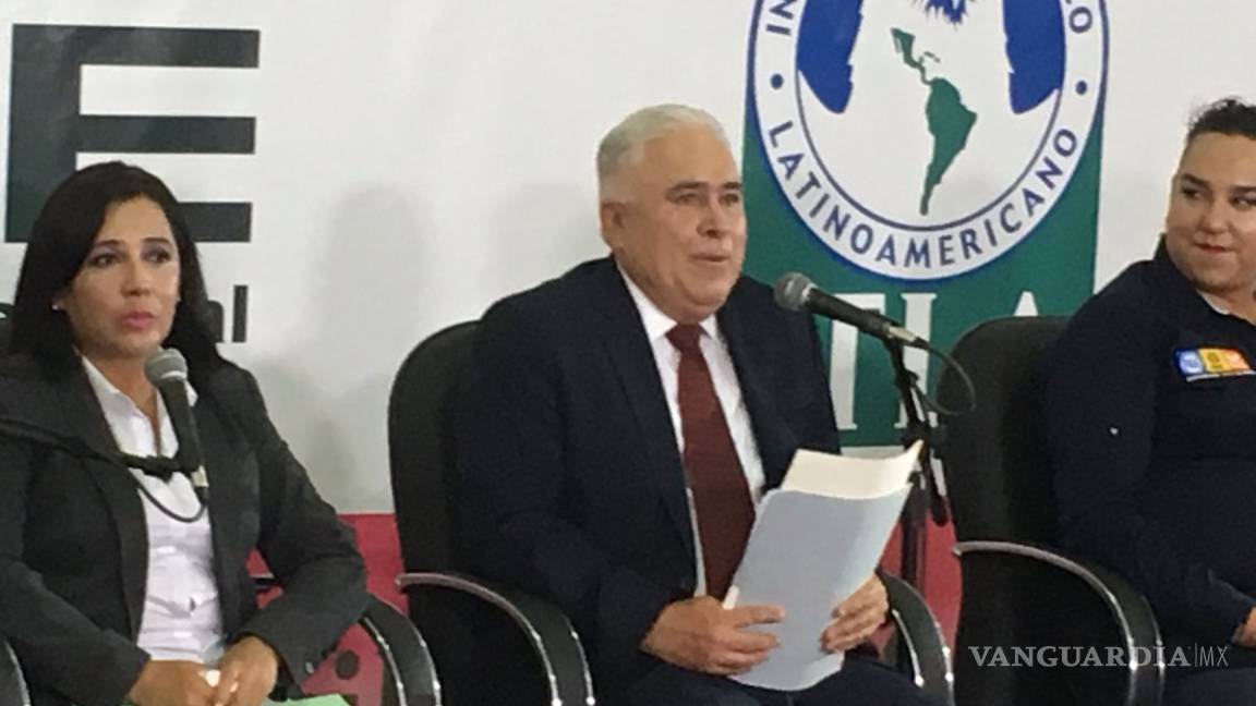 $!Piden matrimonio a candidata en arranque de campaña en Hidalgo