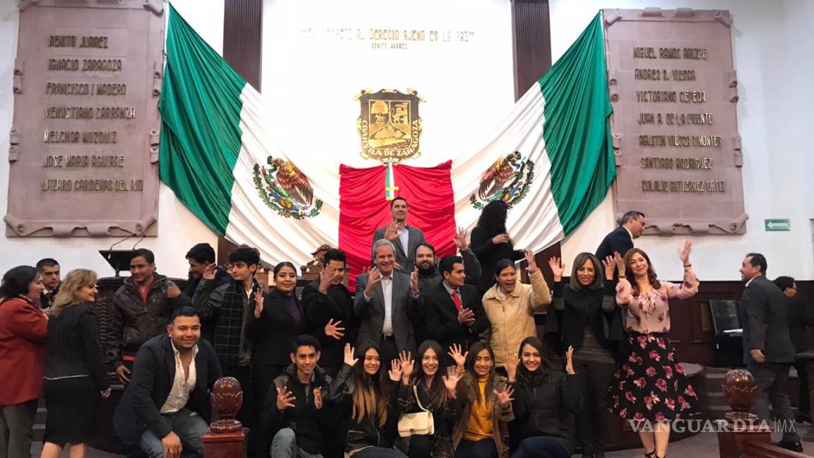 Personas sordas de Torreón reclaman facilidades para estudiar