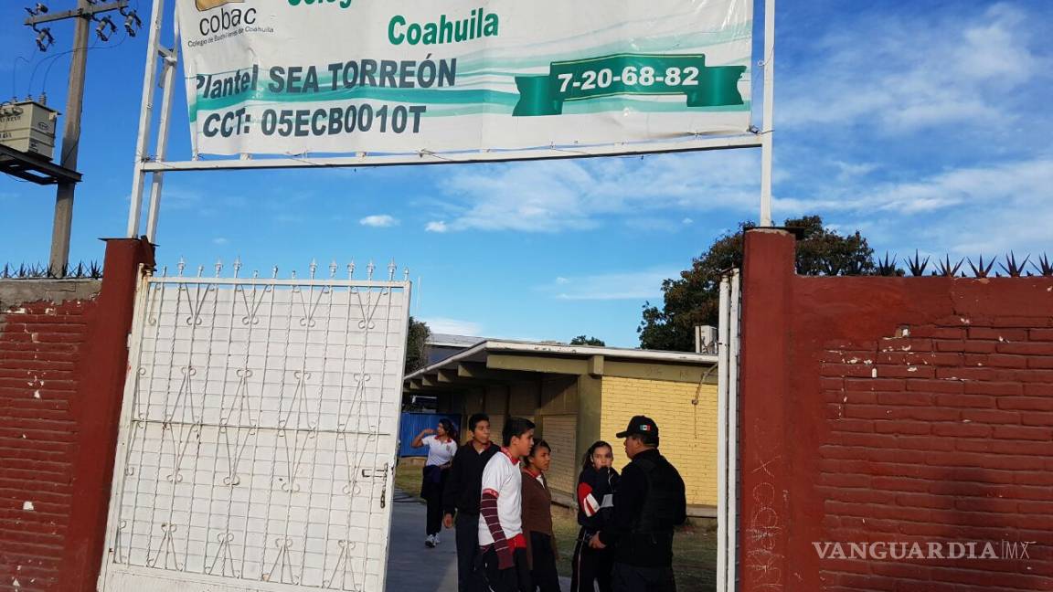 Resultan falsas amenazas de balacera en colegio de Torreón