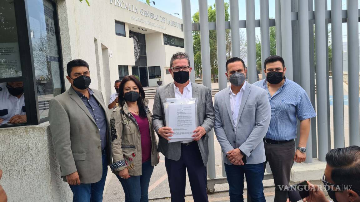 Regidores de Torreón denuncian al municipio por operar programas no autorizados