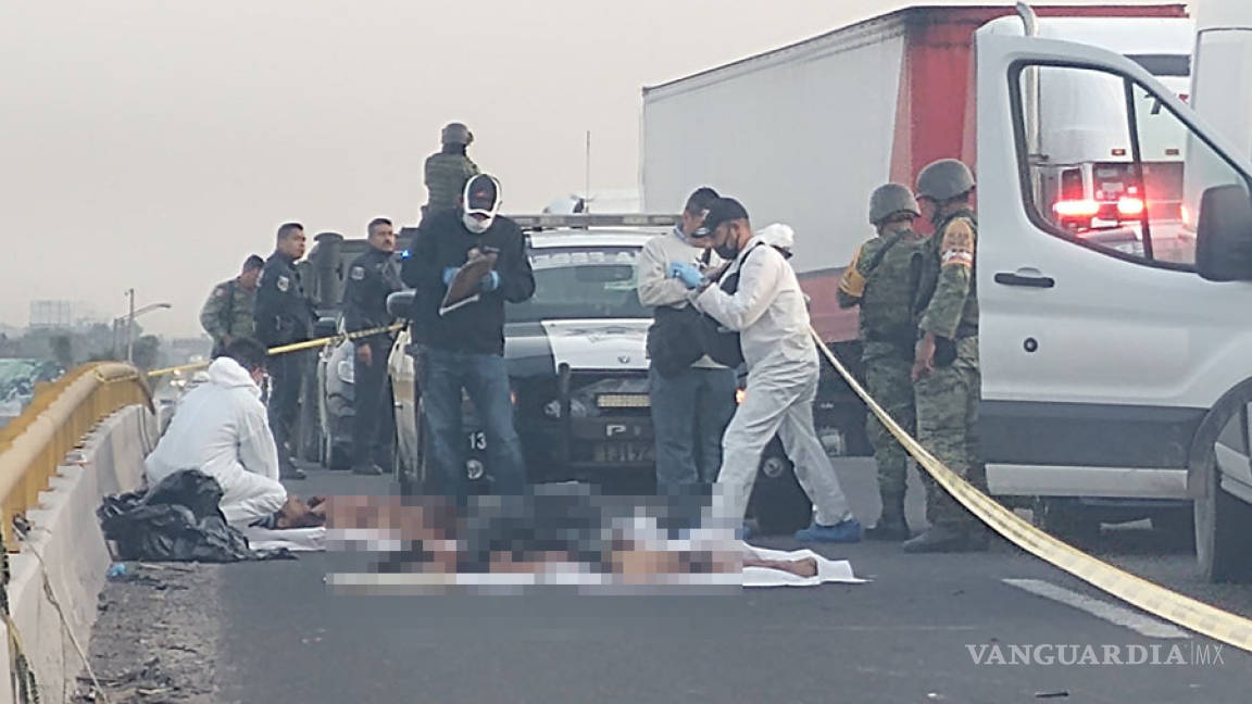 Tiran cuerpos desmembrados en la carretera a México en SLP