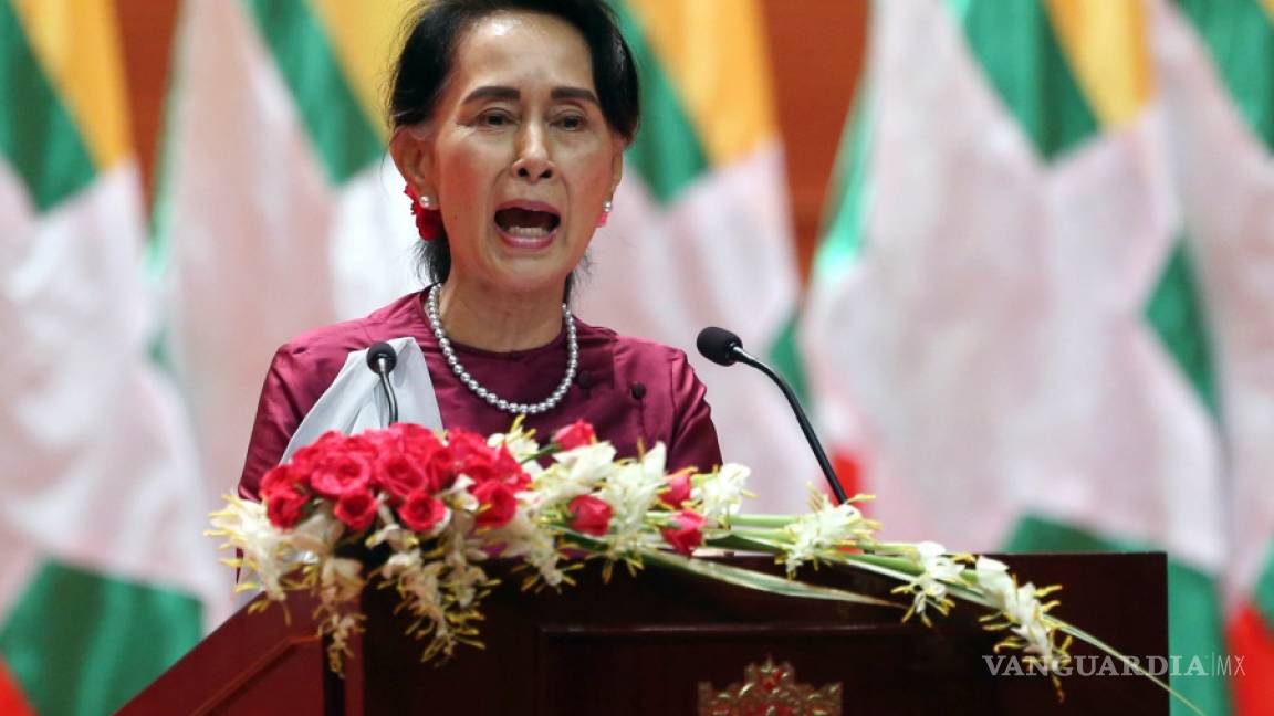 La mayoría de aldeas rohingya no sufren violencia, dice Aung San Suu Kyi