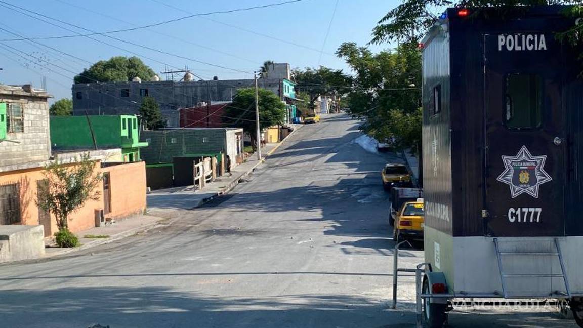 $!Autoridades levantan pruebas en la zona, incluyendo testimonios y evidencias fotográficas, tras el tiroteo en la colonia Bellavista.