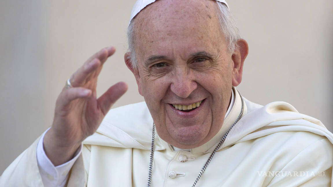 Papa Francisco no tiene un tumor benigno en el cerebro: Vaticano