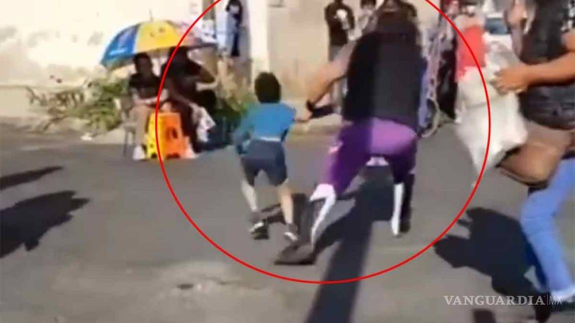 Luchador reacciona de forma violenta contra niño de 5 años que lo abrazó