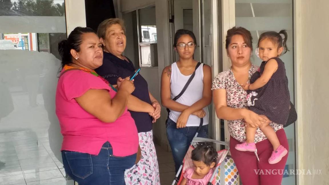 Ciudadanos toman la Presidencia Municipal para exigir construcción de escuela en Castaños, Coahuila
