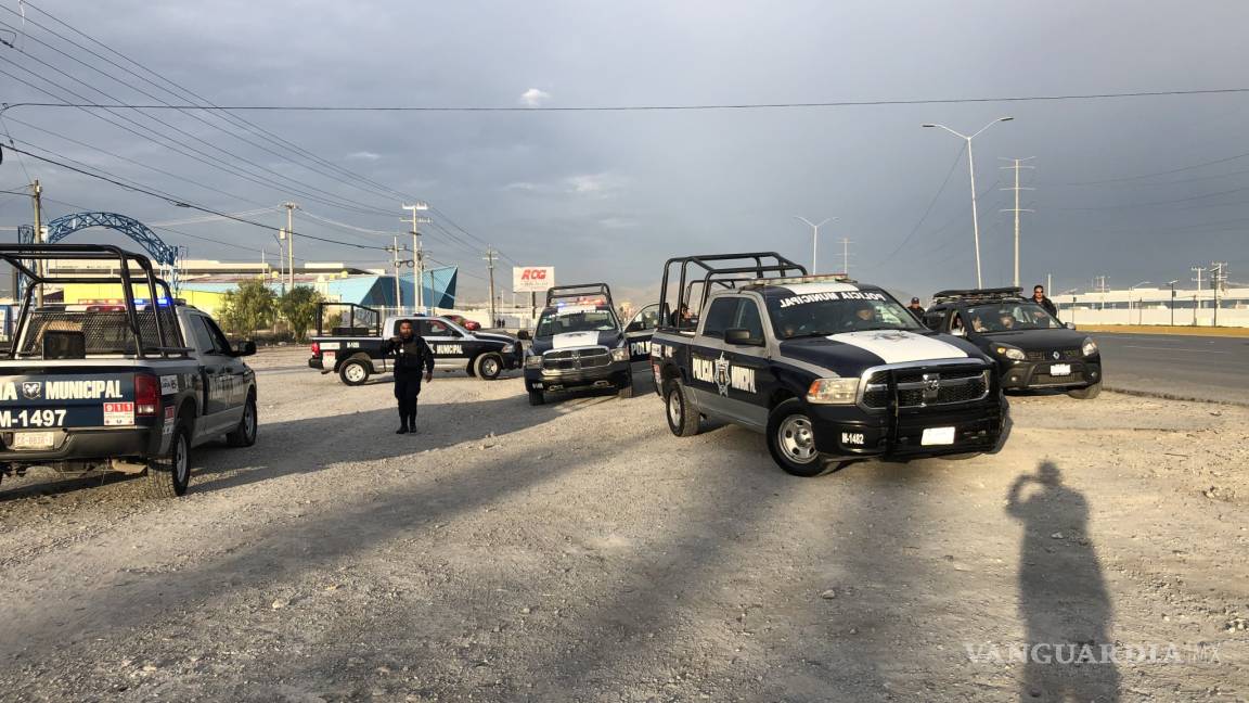 Roban camioneta cuatro hombres armados a vecino de la Postal Cerritos de Saltillo