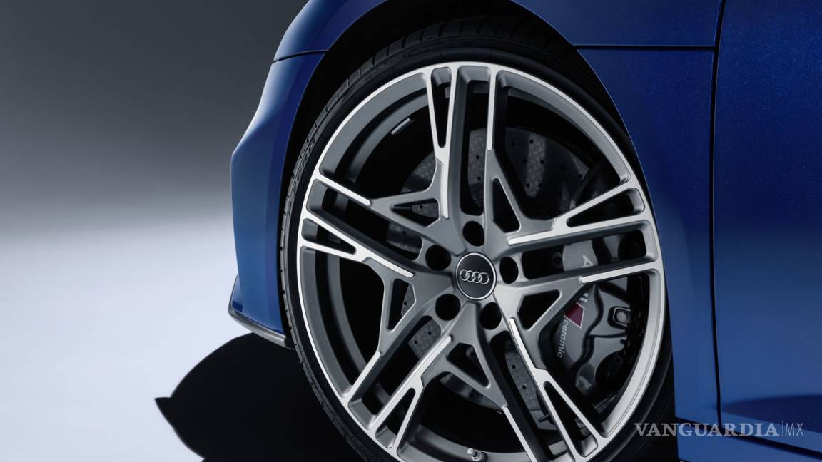 $!Audi R8, ahora más agresivo y potente
