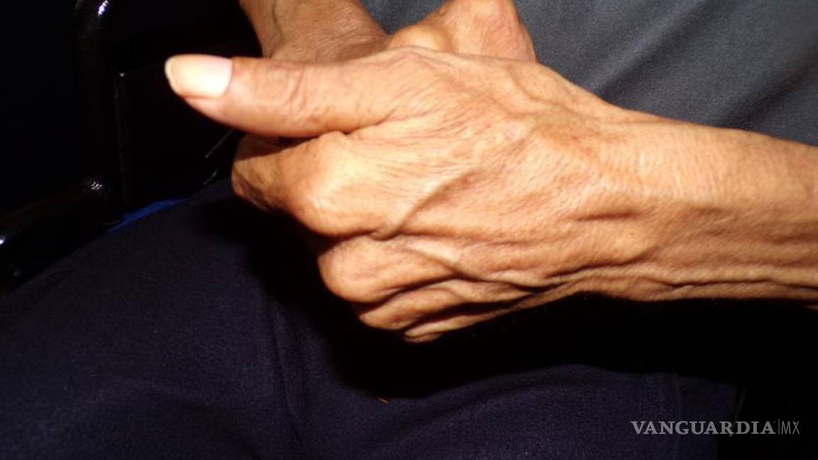 $!Don Enrique recuerda con cariño sus años de trabajo como mecánico, una profesión que desempeñó durante 30 años antes de perder su pierna por la diabetes.