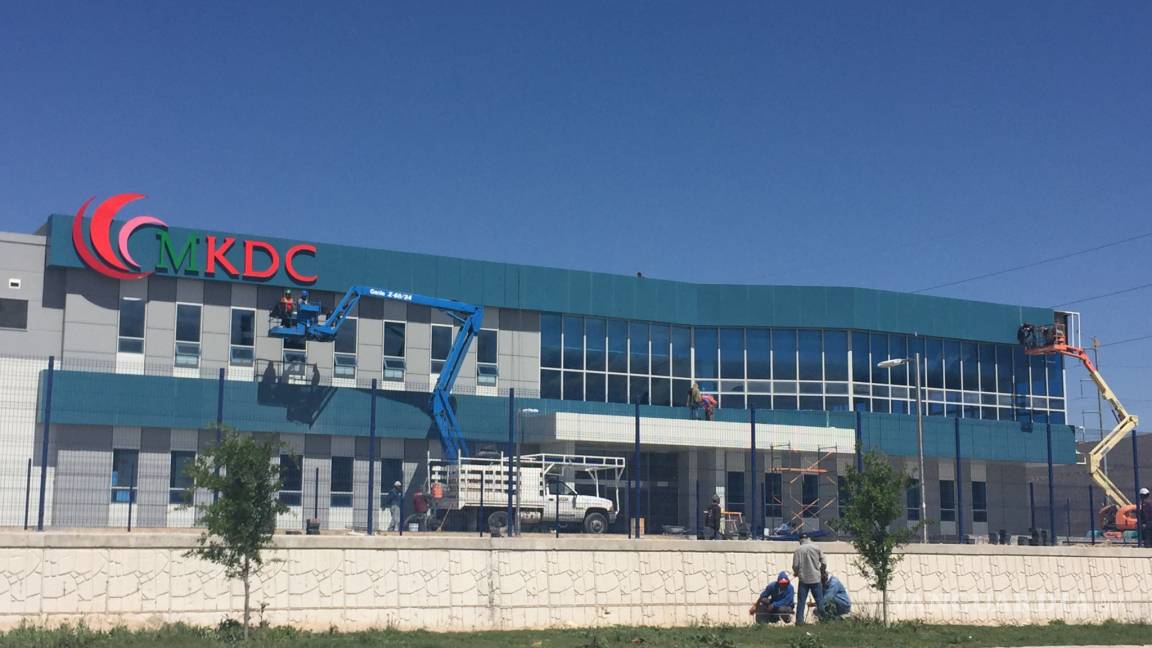 En Parque Santa María, últimos detalles a planta Kodaco