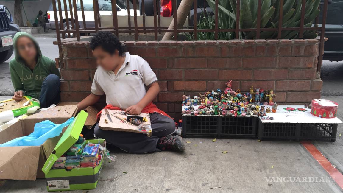 $!El niño escultor de plastilina