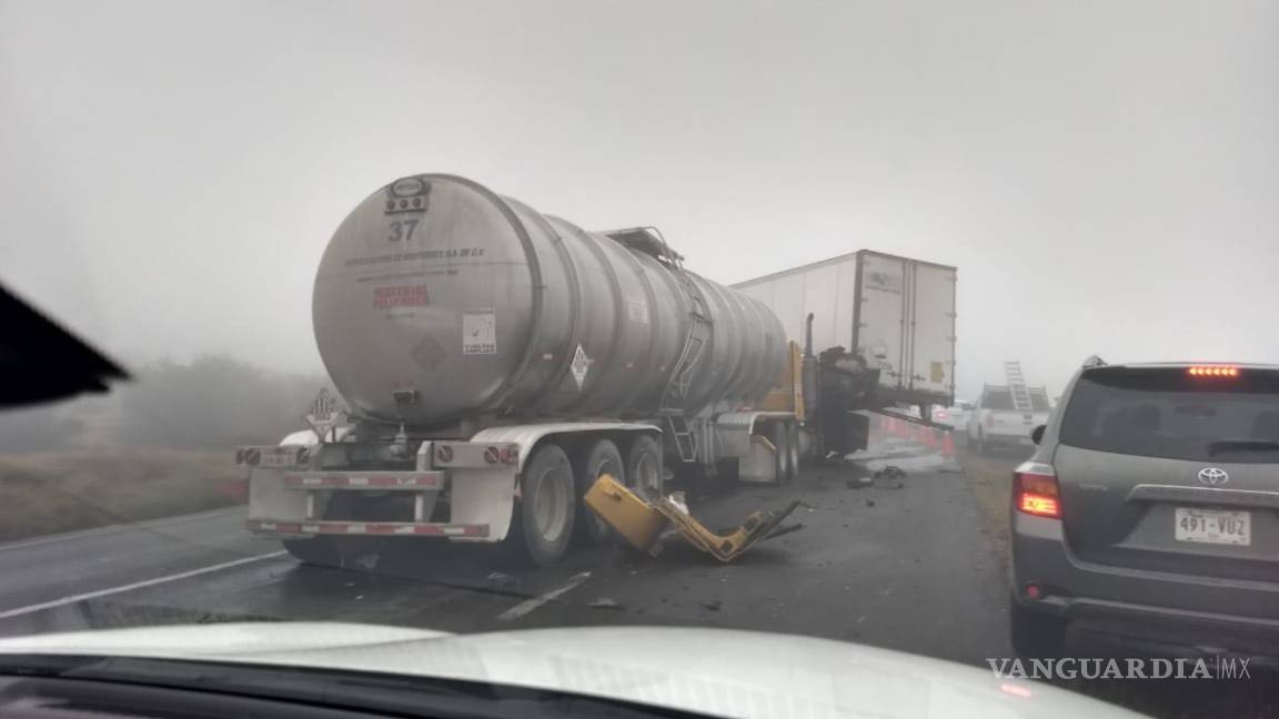 $!Accidentes paralizan la autopista Monterrey-Saltillo