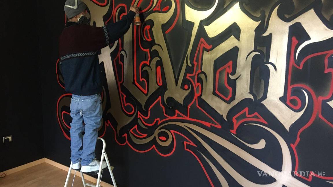 $!Rubén lleva 9 años practicando este arte, ahora ejerciéndolo de manera profesional.