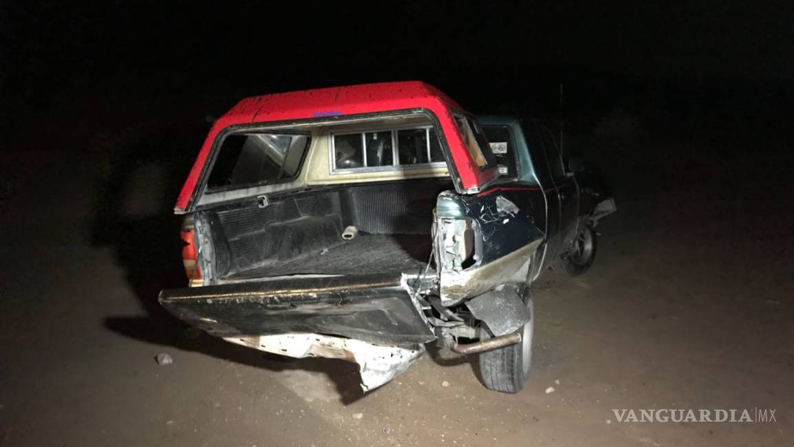 Ebrio conductor provoca volcadura en la carretera Saltillo-Torreón; hay dos lesionados