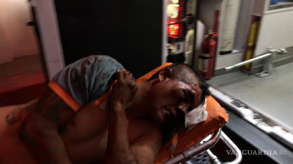 $!Con diversas heridas terminaron algunos de los vecinos.