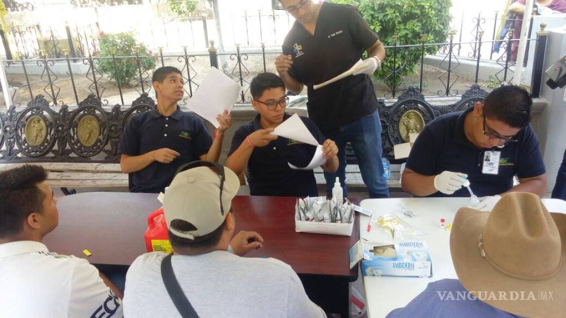 Realizan en Torreón campaña para la detección del VIH