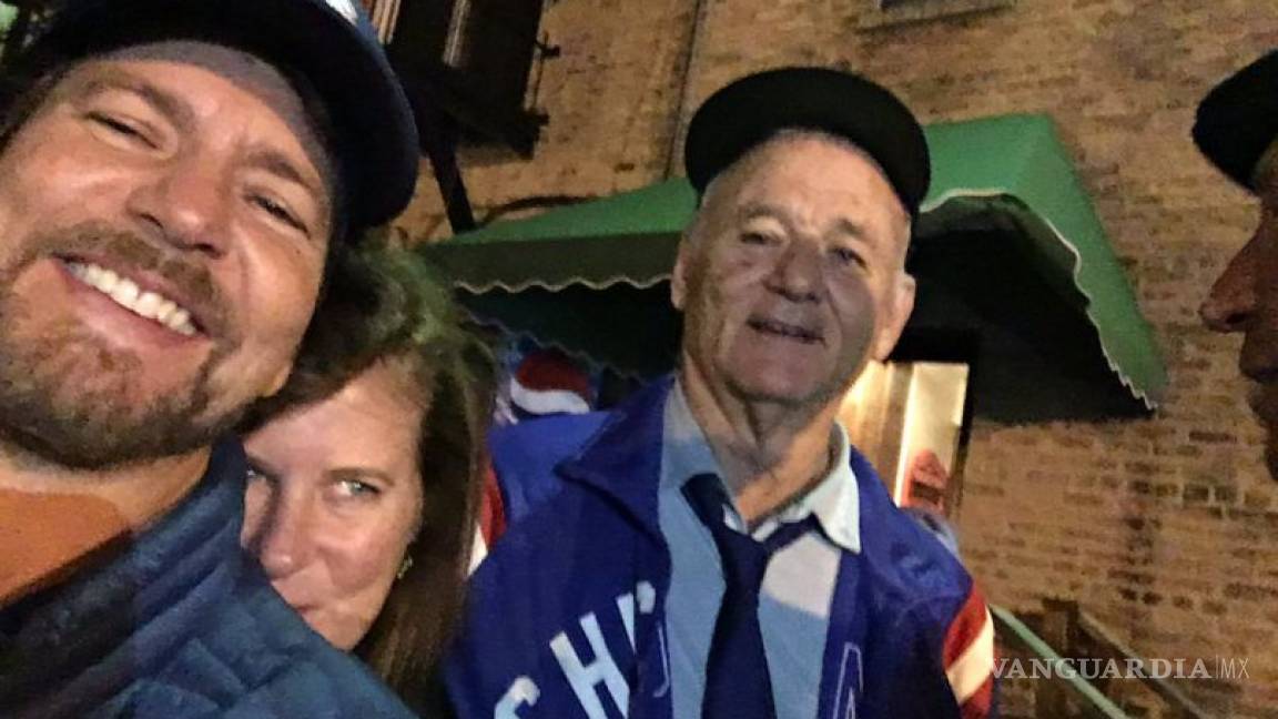 Eddie Vedder y Bill Murray cantan juntos