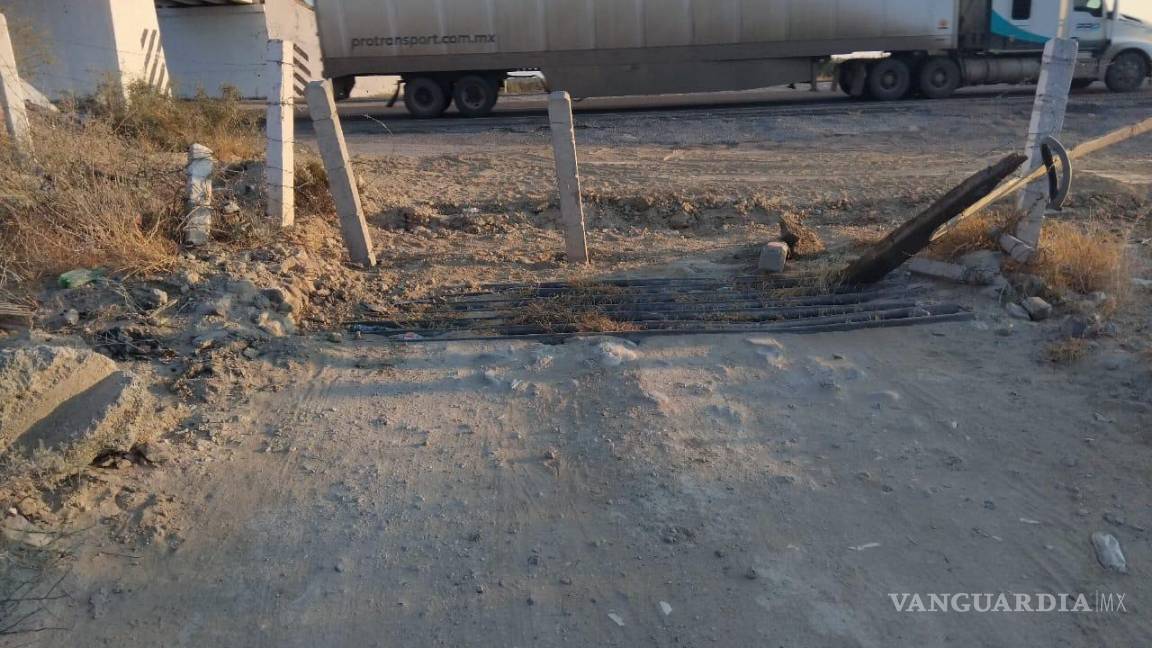 $!Los habitantes de ejidos deberán utilizar los puentes vehiculares para cruzar la autopista.