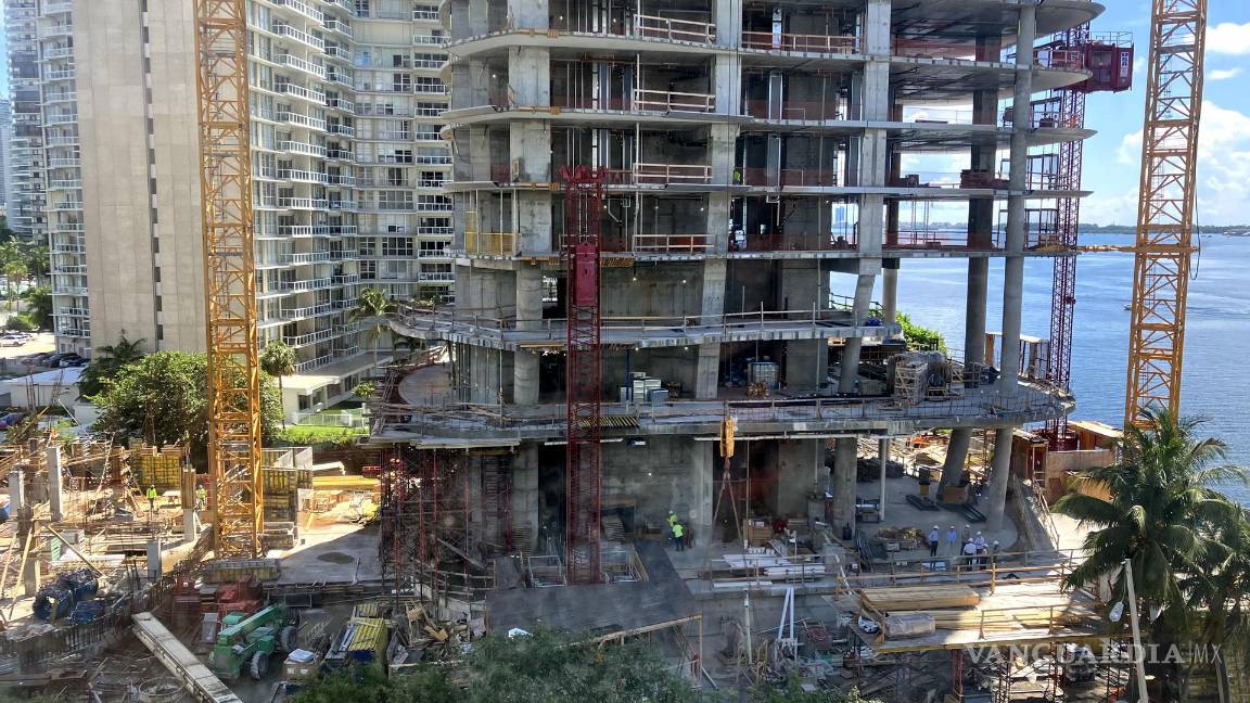 $!Las recientes redadas migratorias en obras amenazan la industria constructora de EU, en la que uno de cada cuatro trabajadores a nivel nacional es inmigrante.