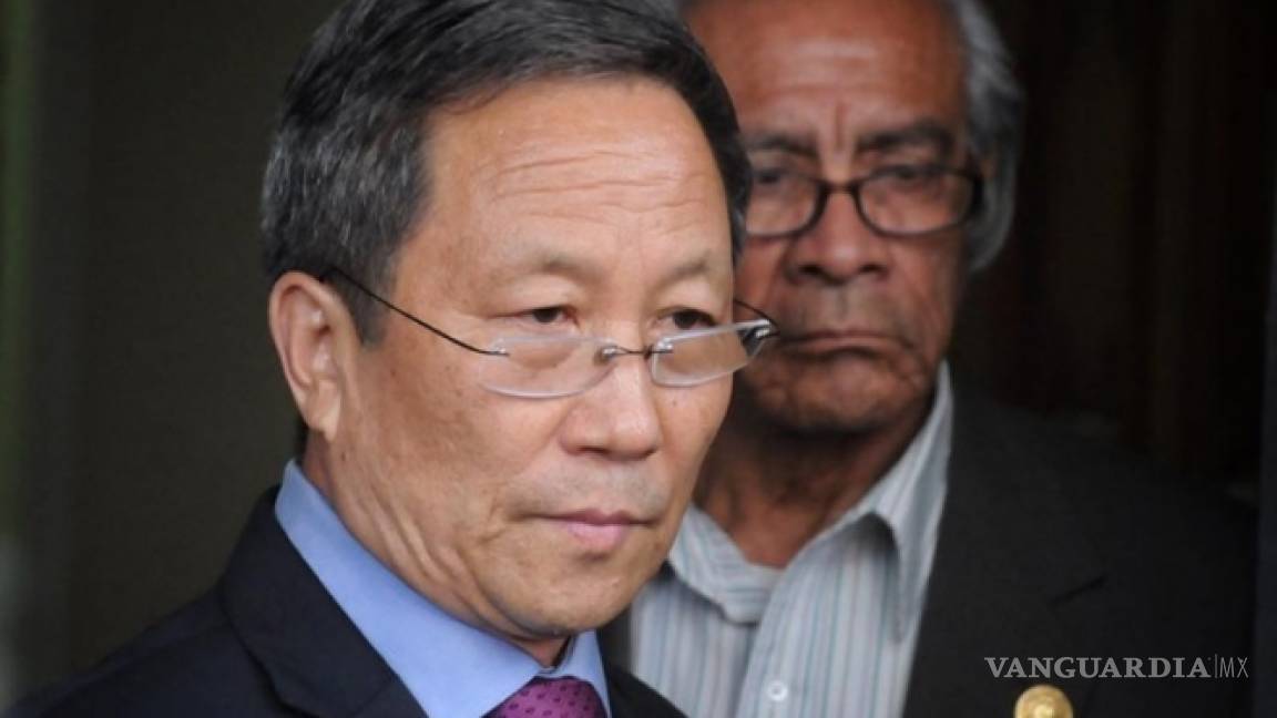 Embajador de Corea del Norte abandona México