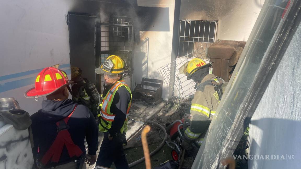 El diablito les quema la casa: se incendian por colgarse de la luz, en Saltillo