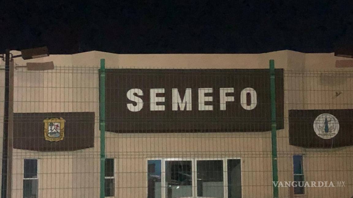 $!El Servicio Médico Forense recibo el cuerpo del joven para la realización de la necropsia, en busca de determinar las causas exactas de su fallecimiento.