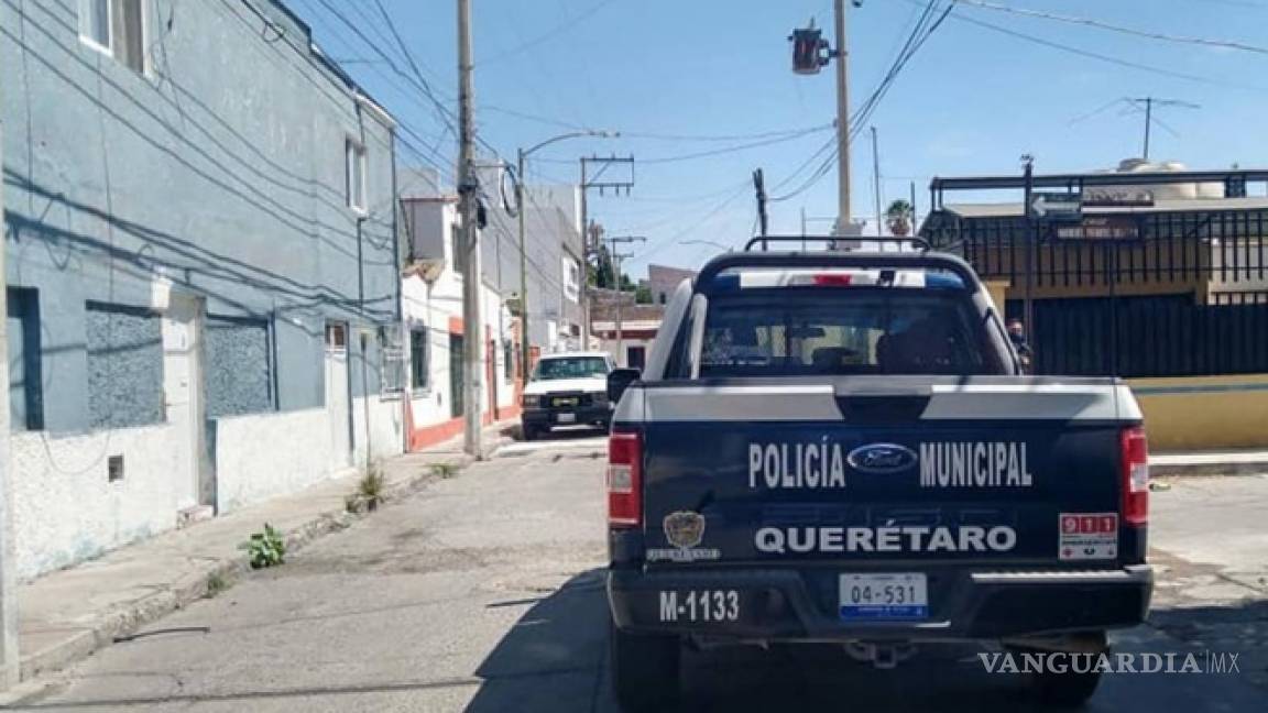 Mamá deja a hija dentro de una camioneta en Querétaro y sujeto se la lleva