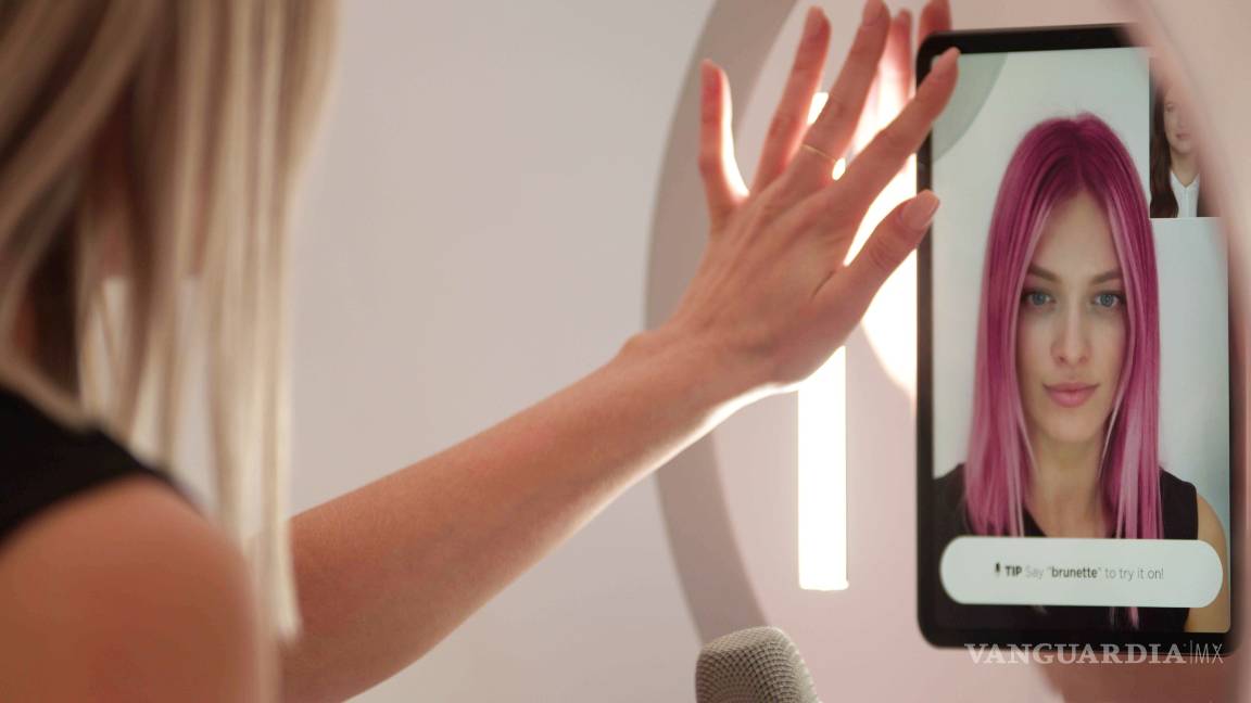 $!Technobeauty, maquillaje en un “smartphone”