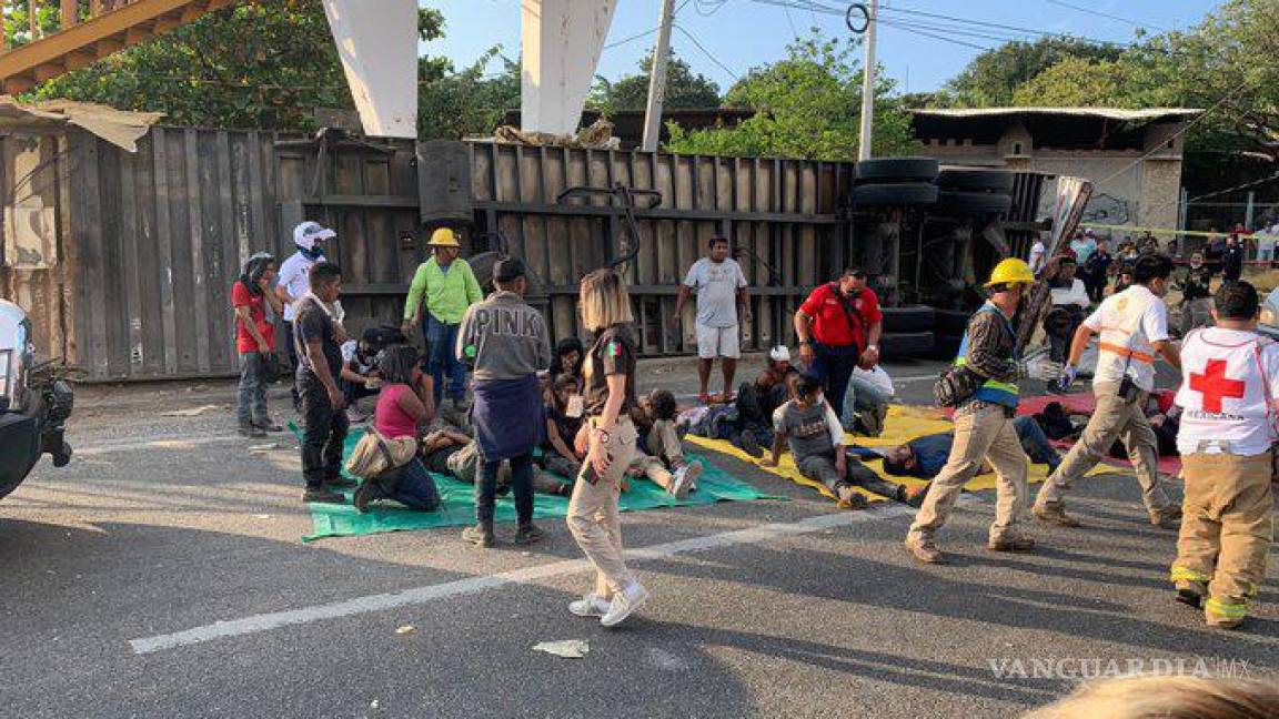 Polleros tenían en casas de seguridad a migrantes que murieron en accidente en Chiapas