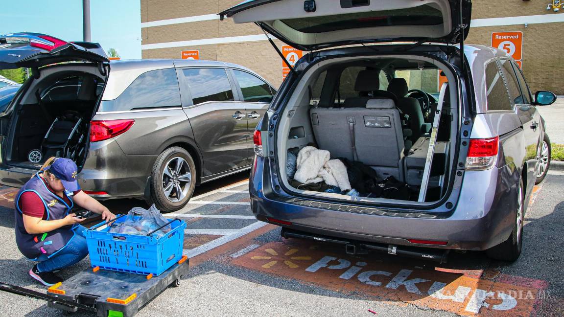 $!En los estacionamientos de ciertas tiendas se cuenta con espacio para Pickup.