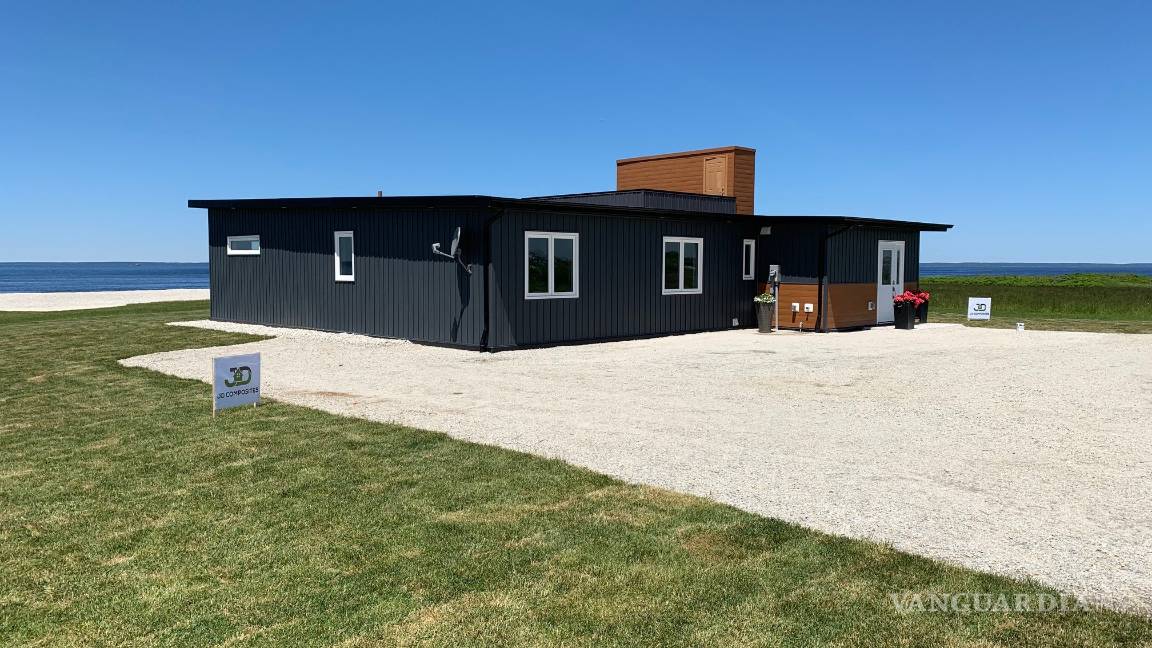 $!Casas de plástico reciclado, una solución al exceso de residuos contaminantes