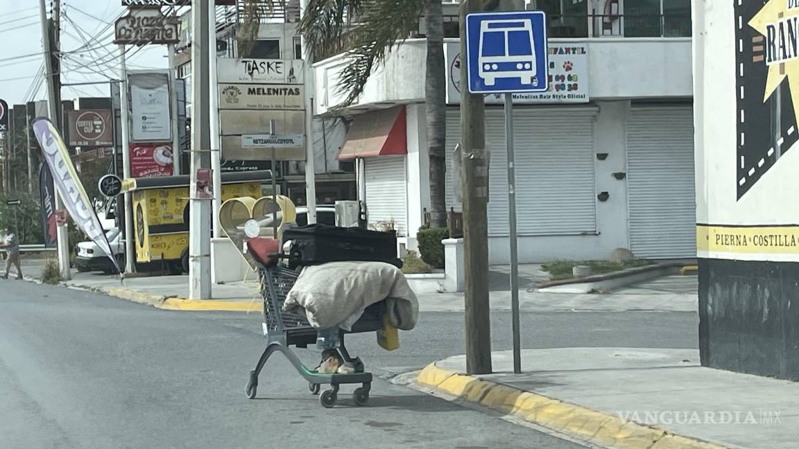 Saltillo: Buscan apoyo para mujer en situación de calle, en Los Pinos