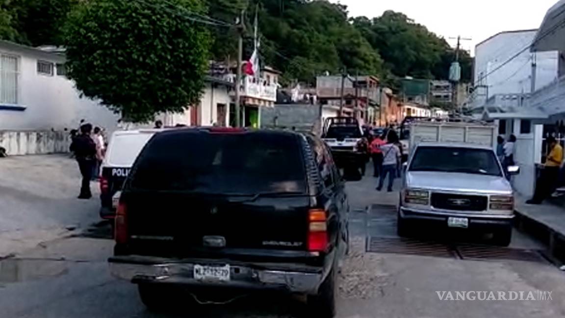 $!Asesinan a Héctor Armando Guevara, exregidor panista y a su hijo en Papantla, Veracruz