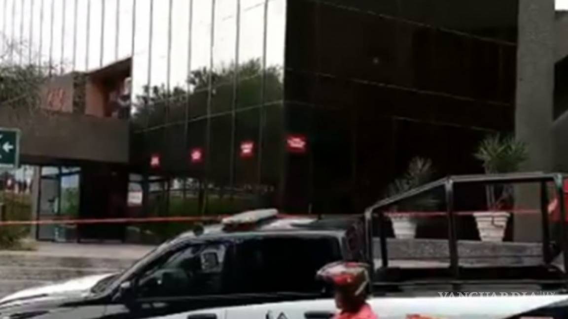 Amenaza de bomba provoca caos en el centro de Monterrey, NL