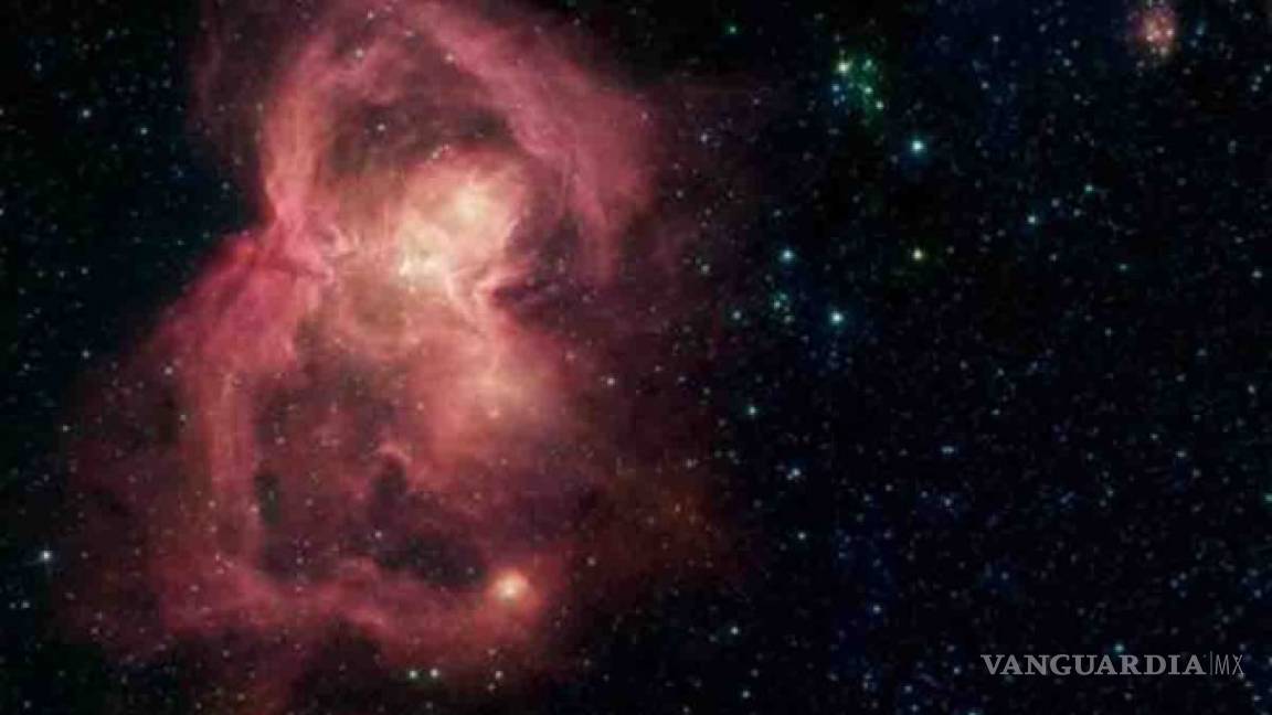 Miles de estrellas nacen en esta 'Nebula mariposa'