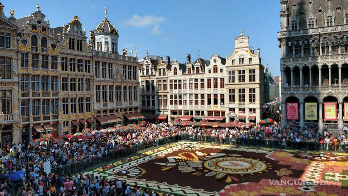 $!Bruselas dedica tapete floral en su plaza central a México
