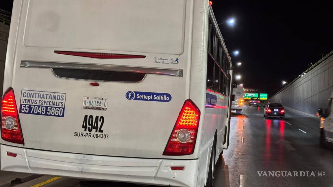 $!La unidad de transporte de personal involucrada en el accidente fue identificada como un vehículo de la marca Settepi.