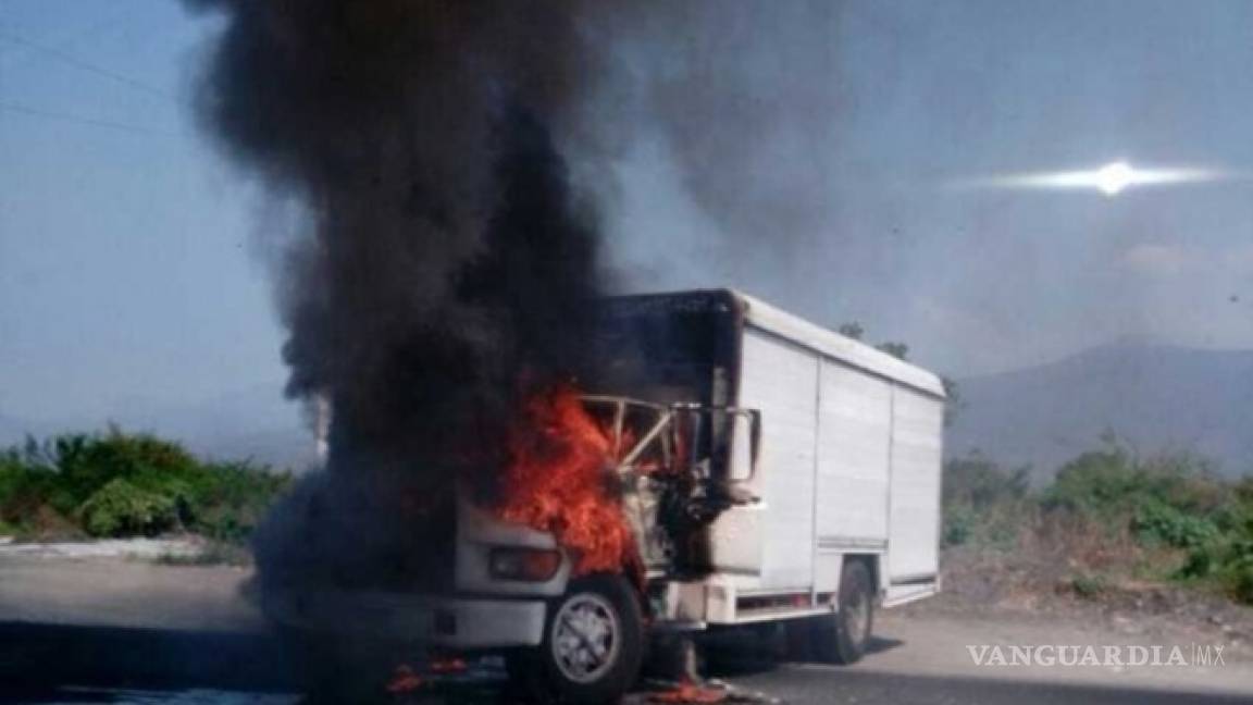 Cae uno de Los Viagras y se desatan bloqueos