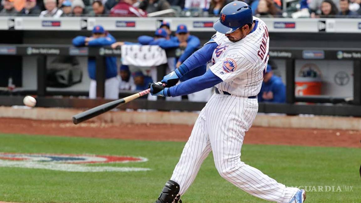 Gran debut de Adrián González con los Mets