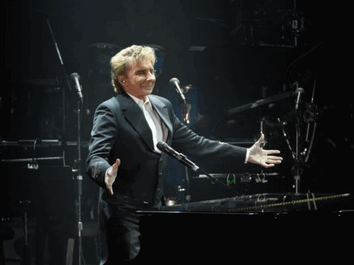 $!Soy gay: Barry Manilow