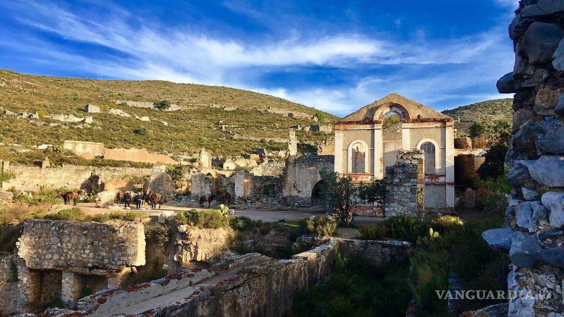 $!Calles de Real del Monte, donde el pasado minero se mezcla con historias de fantasmas.