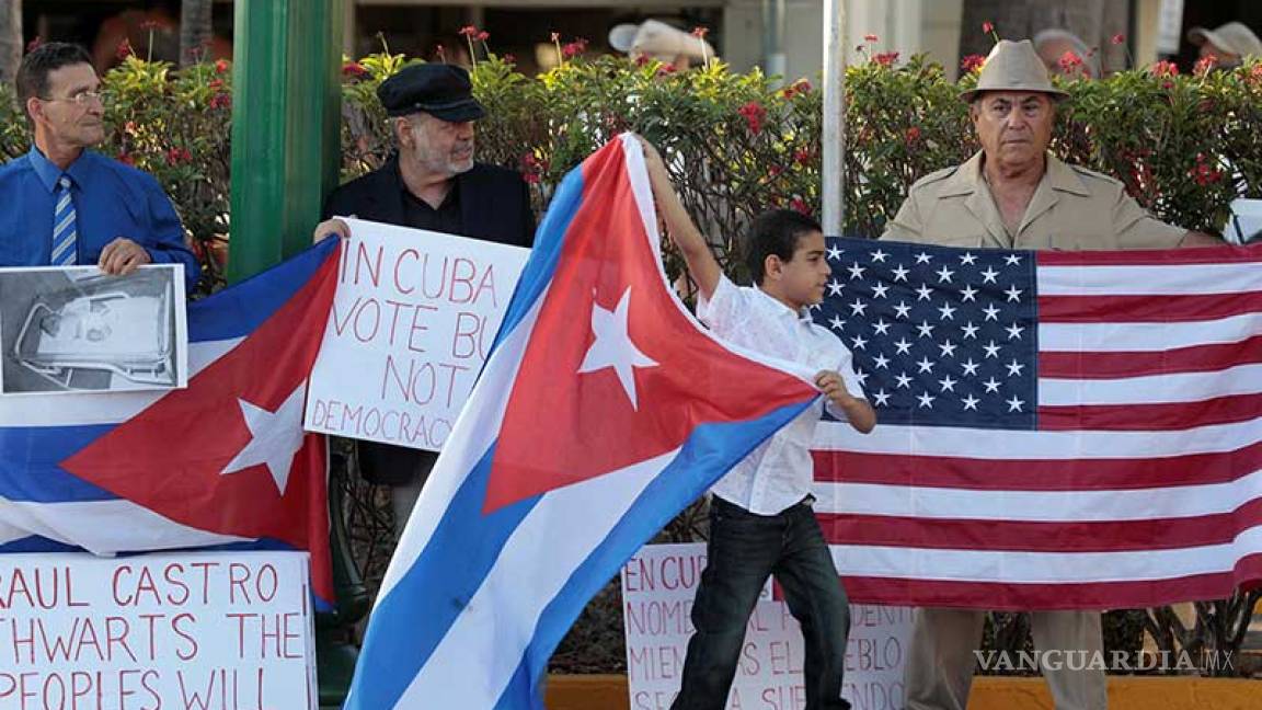 Conversan Peña y Díaz-Canel, el nuevo presidente de Cuba