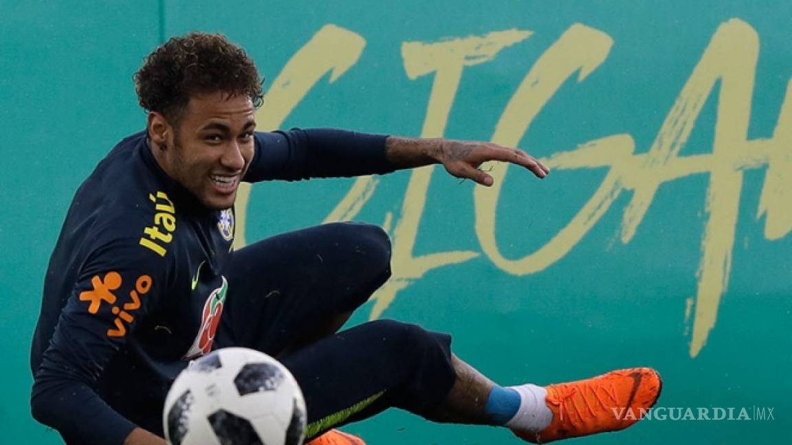 Neymar reconoce que no está en plenitud física