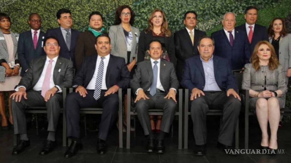 López Obrador ofreció misma línea para negociar TLCAN: empresarios